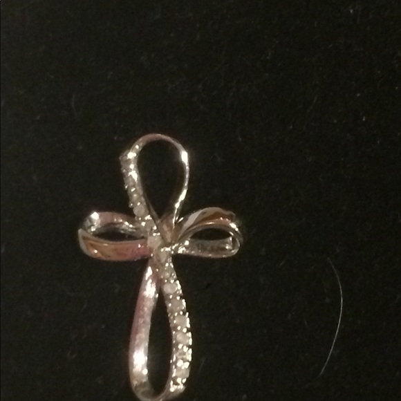 Platinum and diamond pendant - Picture 3 of 3